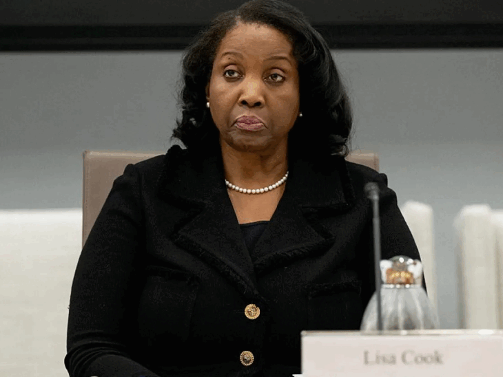 Fed Governor Lisa Cook Sues Trump Over Unlawful Dismissal Attempt | The former Governor of the Federal Reserve filed a case against Trump: Lisa Cook was removed from the post 3 days ago; Cook described it as illegal